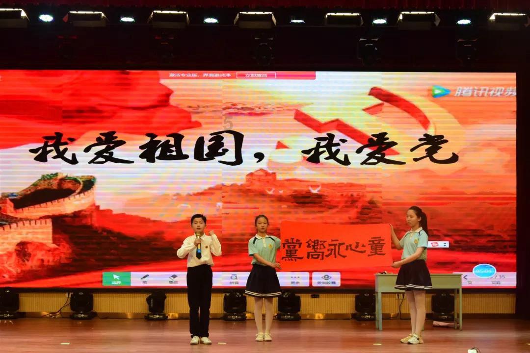 托尼:弗拉霍维奇注定会成为欧洲最好的9号之一,一亿欧我都不卖